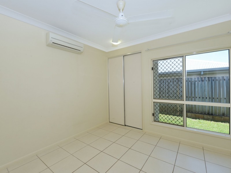 32 Norfolk Circuit, Redlynch QLD 4870