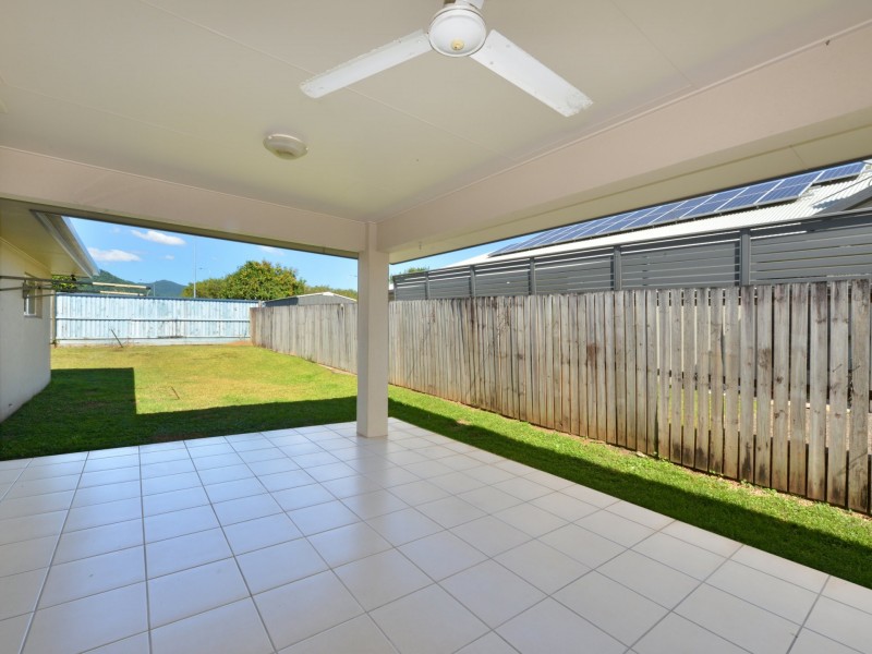 32 Norfolk Circuit, Redlynch QLD 4870