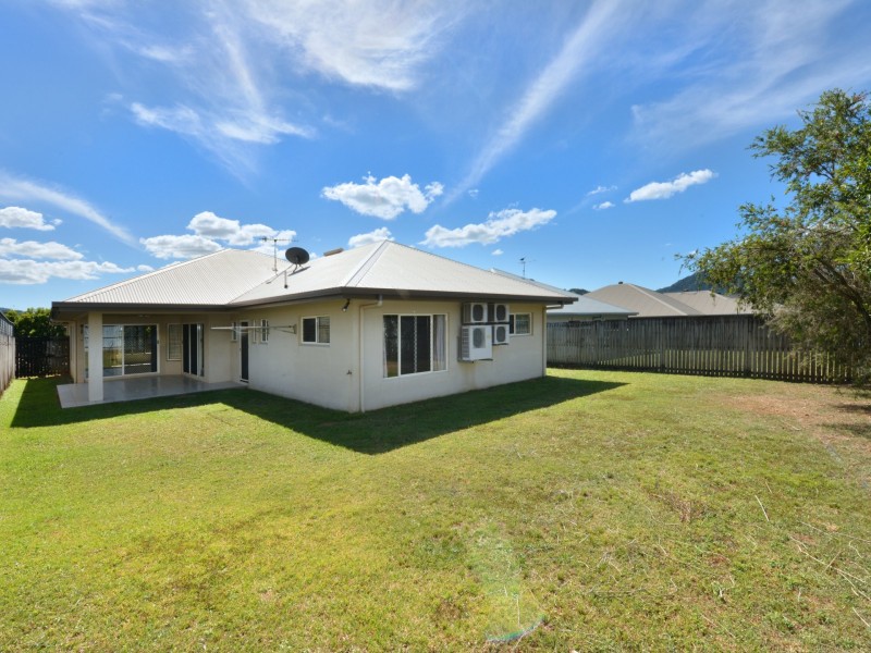 32 Norfolk Circuit, Redlynch QLD 4870