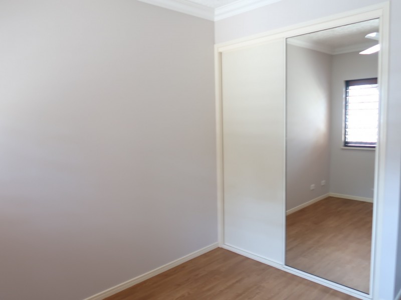 2/83 Hayward Street, Mooroobool QLD 4870