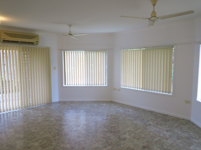 1/9 Glenlea Street, Edge Hill QLD 4870