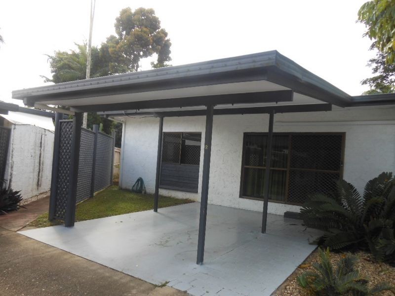 2/8 Crathern Close, Edge Hill QLD 4870