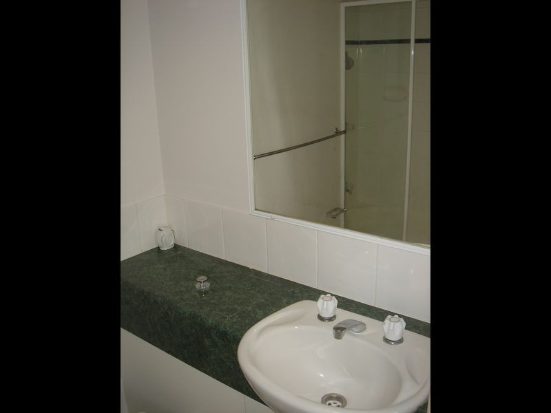 2/42 Springfield Crescent, Manoora QLD 4870