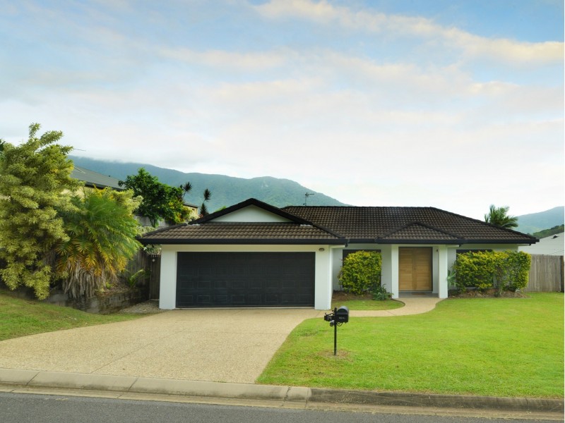 19 Findlay Street, Brinsmead QLD 4870