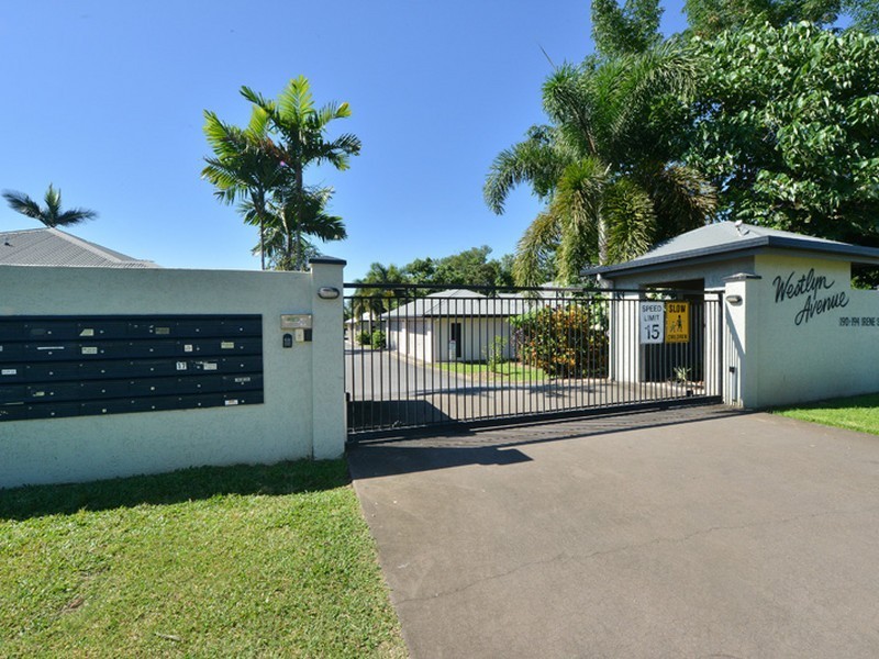 27/190 Irene Street, Mooroobool QLD 4870