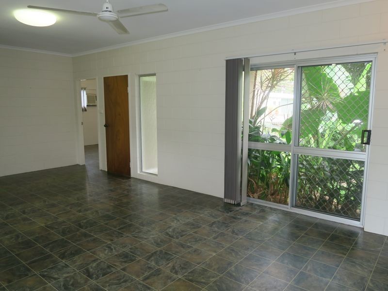22 Brooks Street, Whitfield QLD 4870
