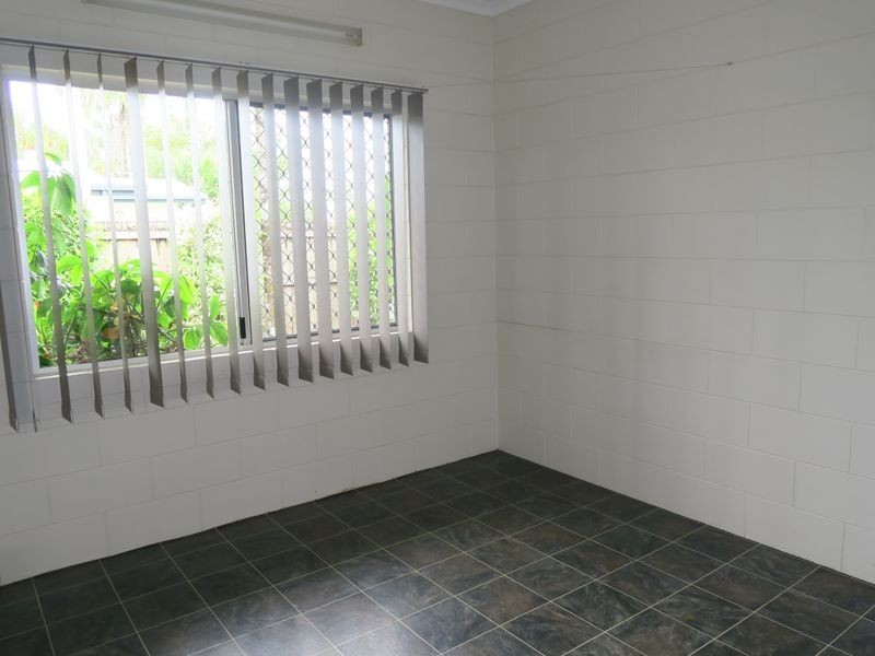 22 Brooks Street, Whitfield QLD 4870