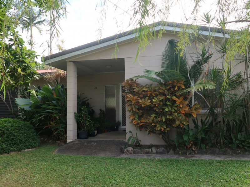 22 Brooks Street, Whitfield QLD 4870