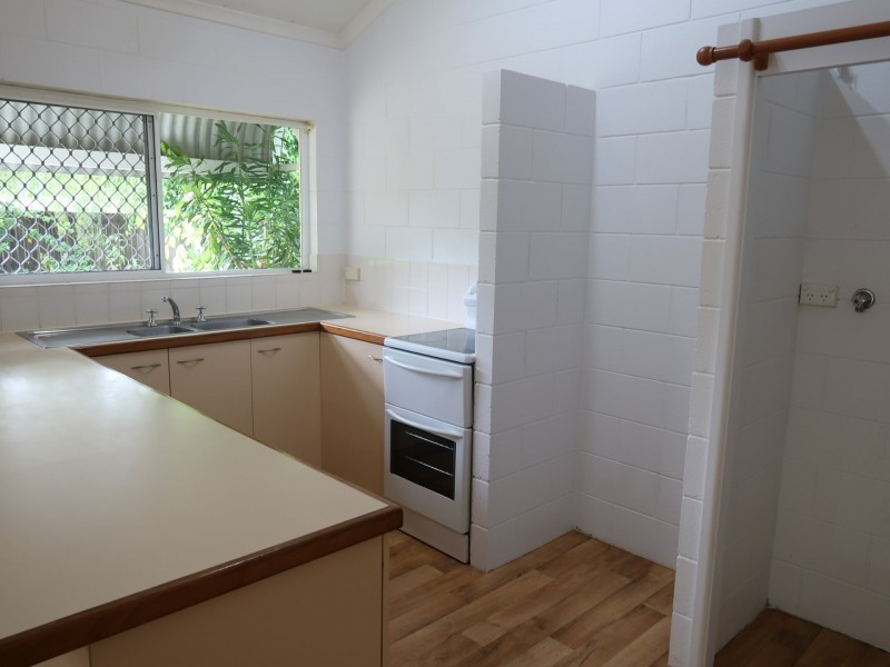 1/22 Ireland Crescent, Whitfield QLD 4870