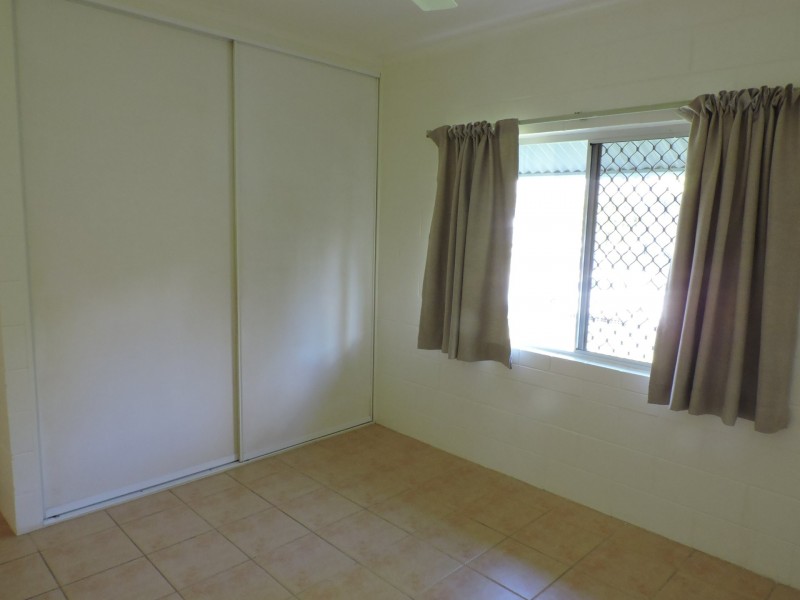 22 Purbeck Place, Edge Hill QLD 4870