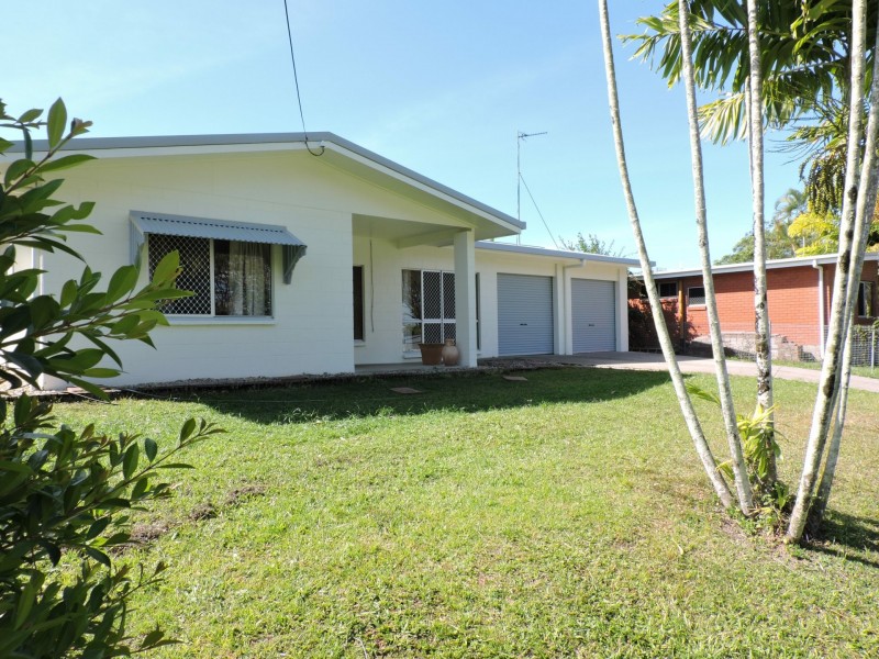 22 Purbeck Place, Edge Hill QLD 4870
