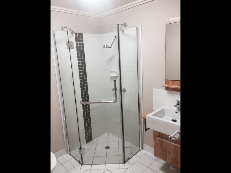 309/2-8 Centenary Close, Manoora QLD 4870