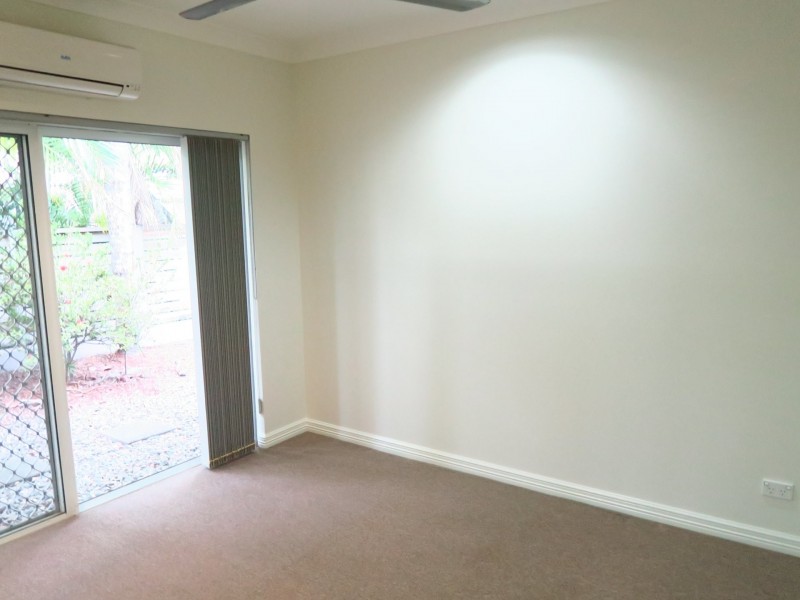 5 Molloy Close, Smithfield QLD 4878