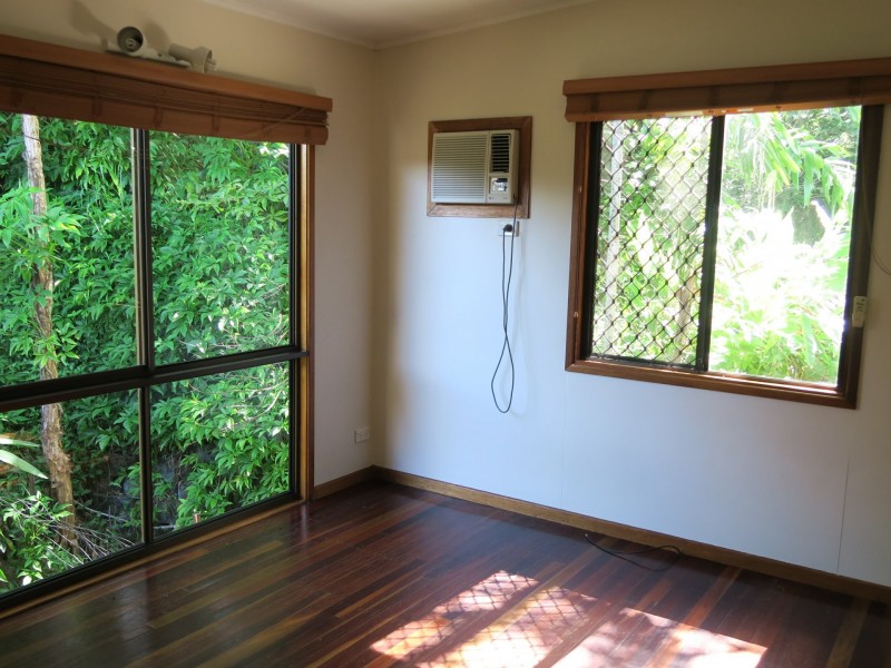 23 Trundle Terrace, Whitfield QLD 4870