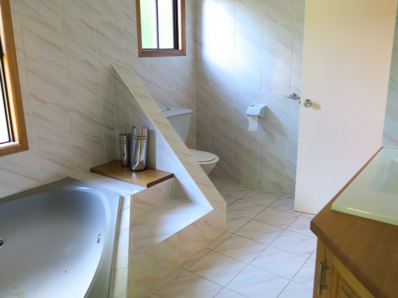 23 Trundle Terrace, Whitfield QLD 4870