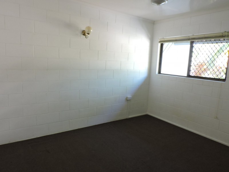 2/10 Maytown Close, Manoora QLD 4870