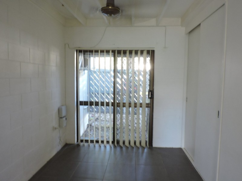 2/10 Maytown Close, Manoora QLD 4870