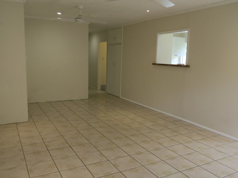 1 Byrnes Close, Whitfield QLD 4870