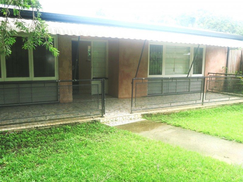 1 Byrnes Close, Whitfield QLD 4870