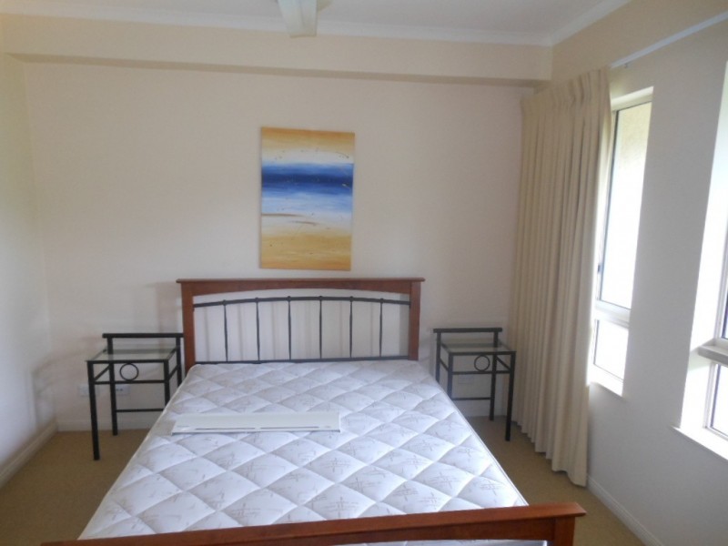 1628/2 Greenslopes Street, Cairns North QLD 4870