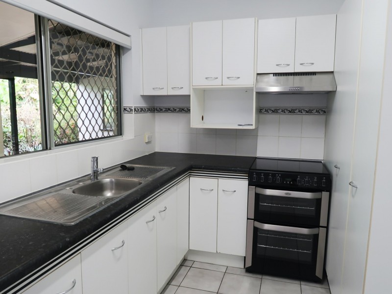 19 Jasmine Street, Redlynch QLD 4870