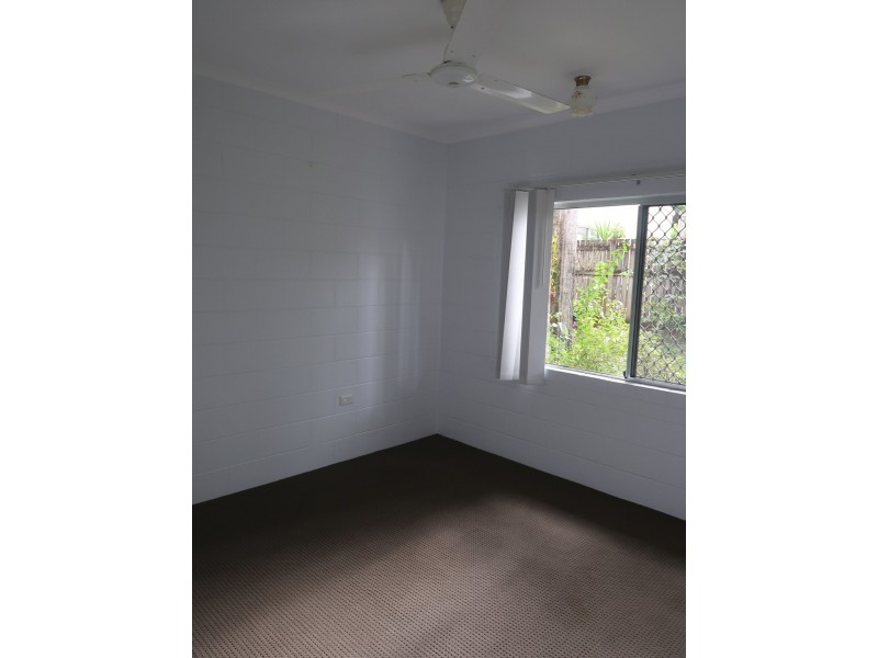 19 Jasmine Street, Redlynch QLD 4870