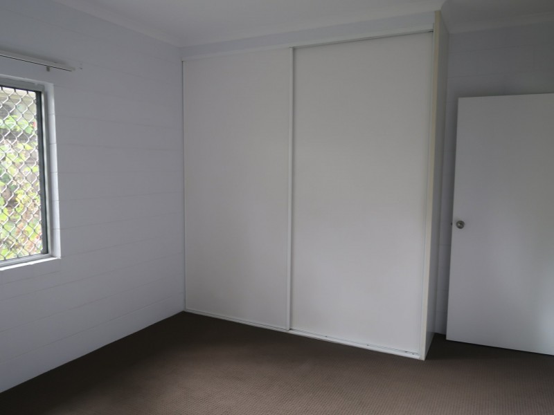 19 Jasmine Street, Redlynch QLD 4870