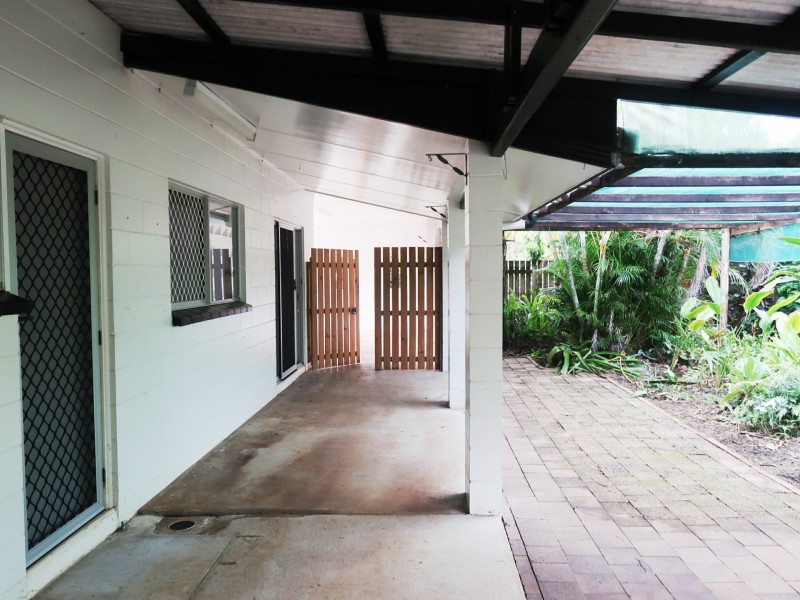 19 Jasmine Street, Redlynch QLD 4870