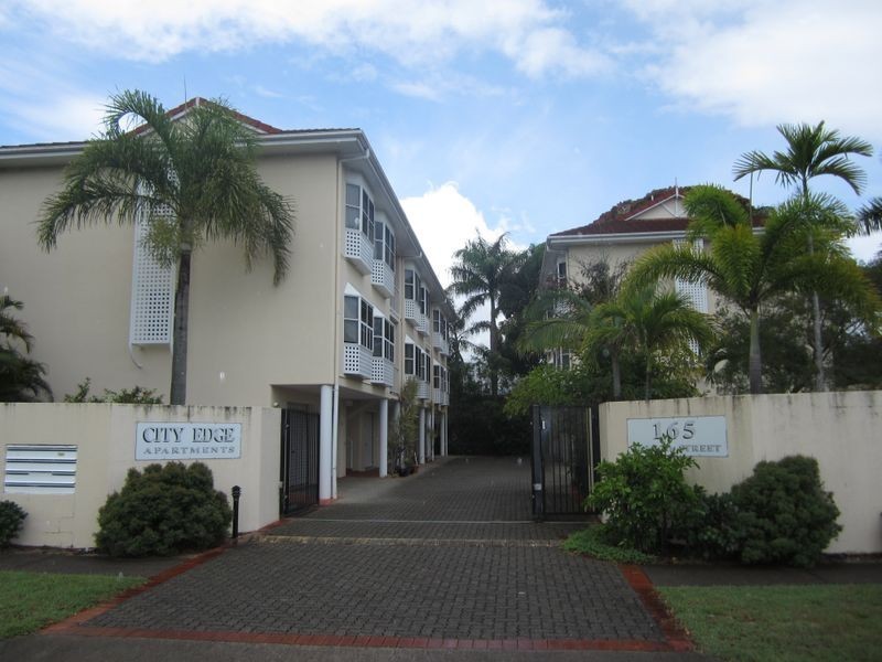 4/165 McLeod Street, Cairns North QLD 4870
