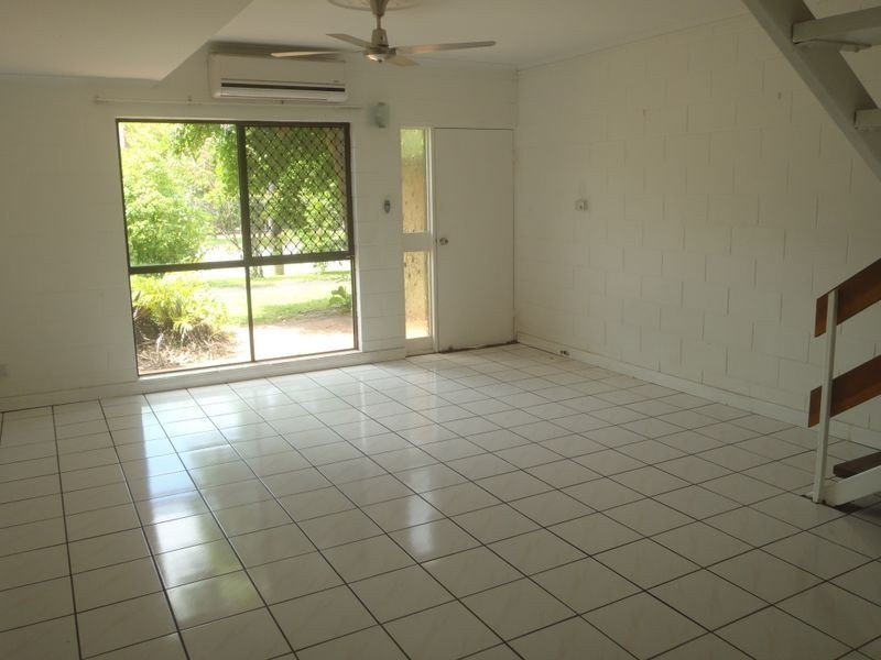 5/7 McPherson Close, Edge Hill QLD 4870