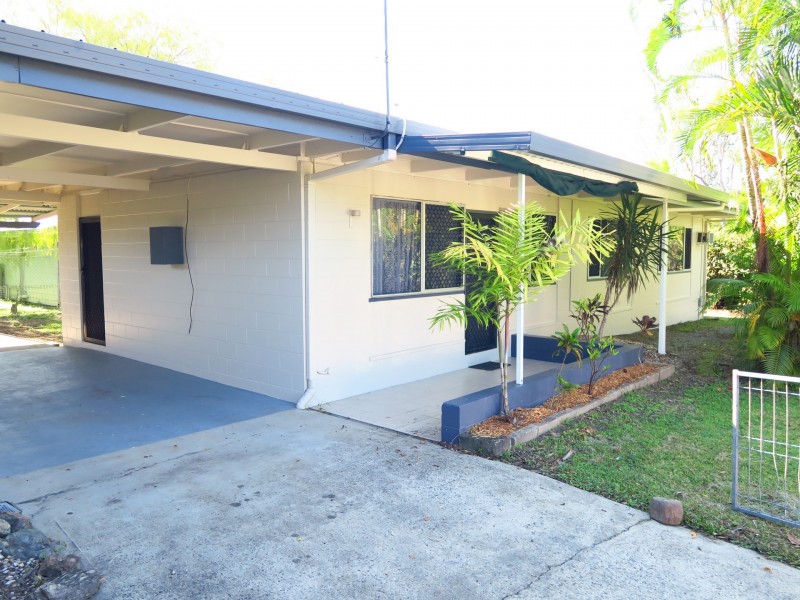 18 Purbeck Place, Edge Hill QLD 4870