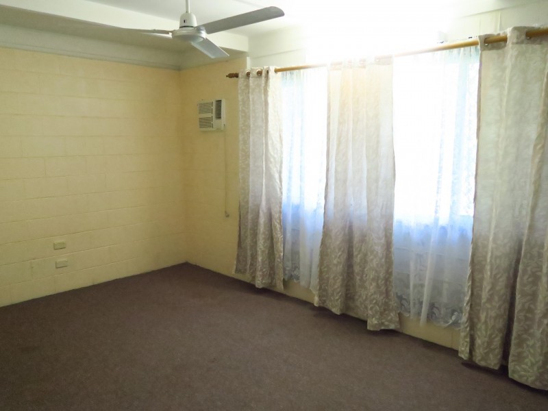 18 Purbeck Place, Edge Hill QLD 4870