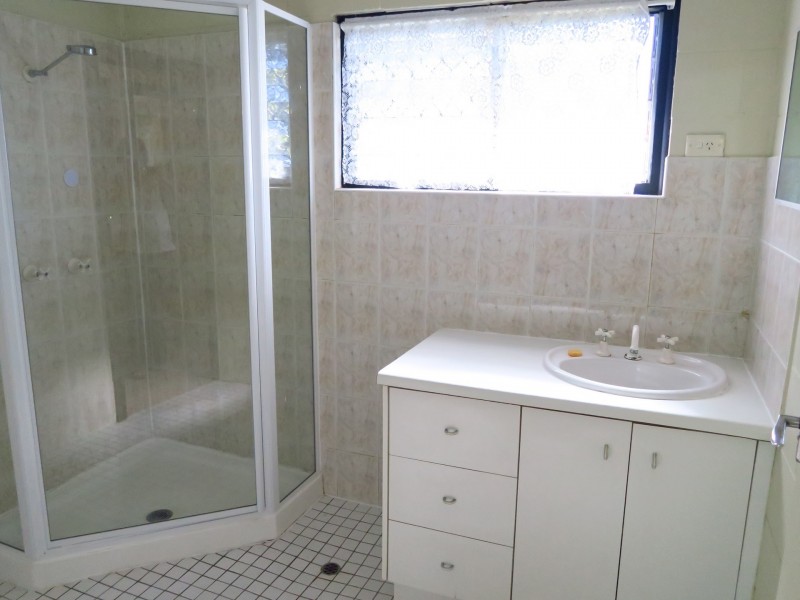 18 Purbeck Place, Edge Hill QLD 4870