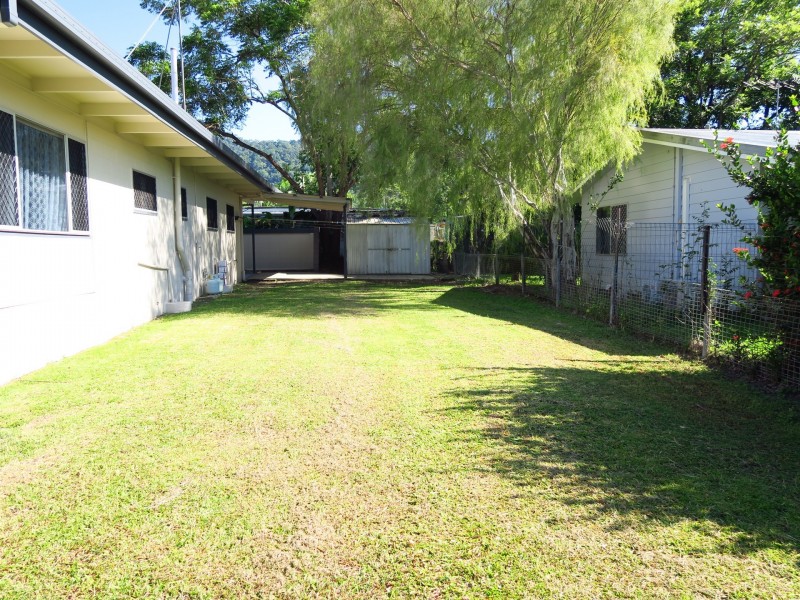 18 Purbeck Place, Edge Hill QLD 4870