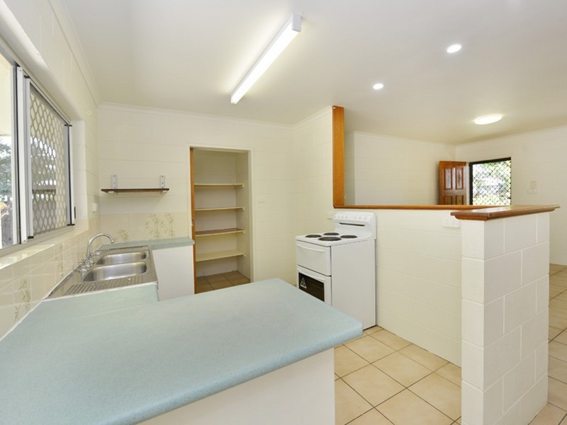 13 Warnambool Street, Trinity Park QLD 4879