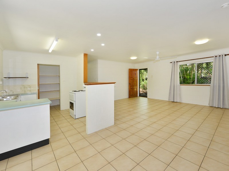 13 Warnambool Street, Trinity Park QLD 4879