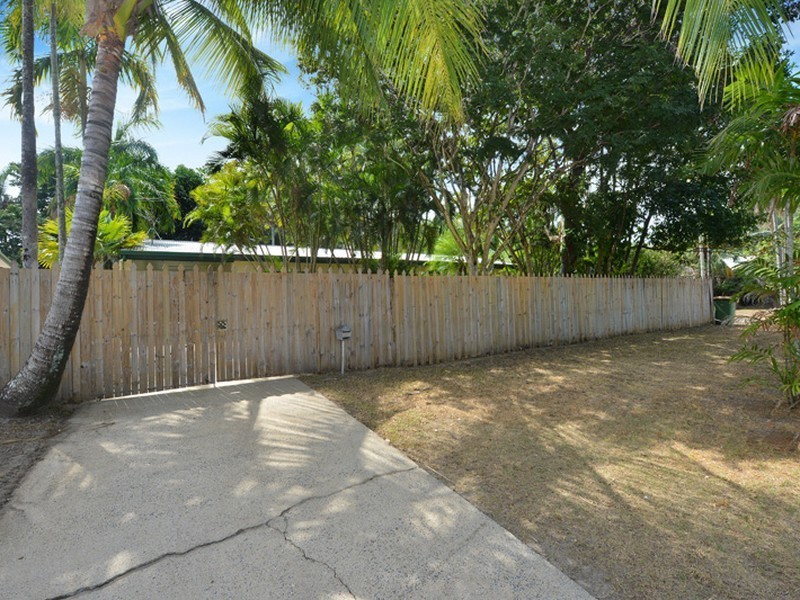 13 Warnambool Street, Trinity Park QLD 4879