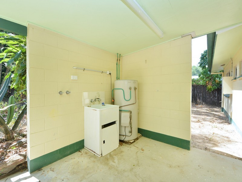 13 Warnambool Street, Trinity Park QLD 4879