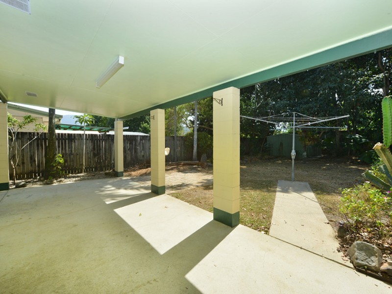 13 Warnambool Street, Trinity Park QLD 4879