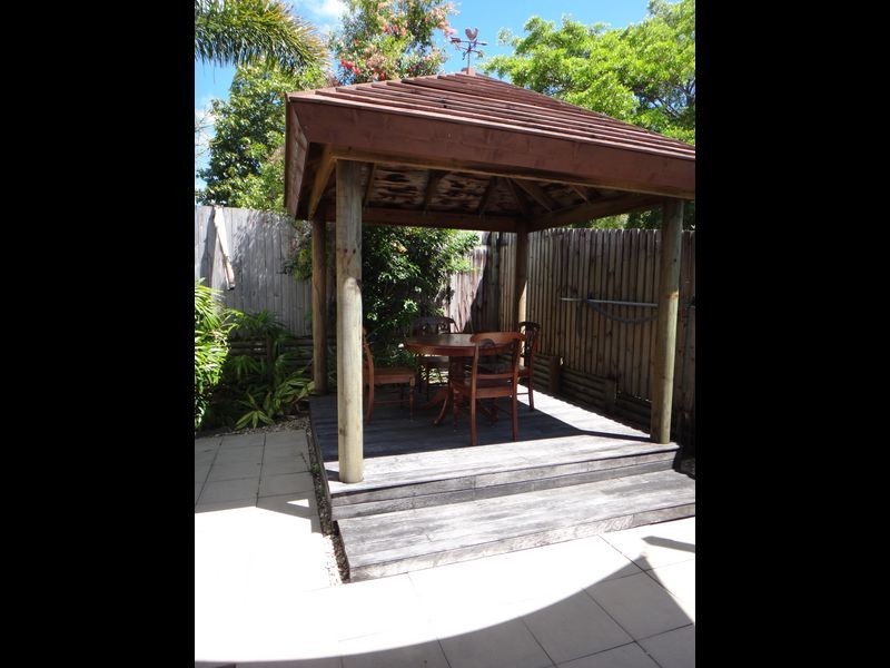 2/60 Harbour Drive, Trinity Park QLD 4879