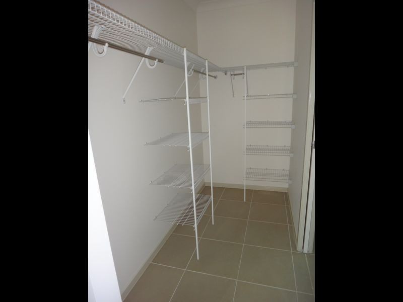 2/60 Harbour Drive, Trinity Park QLD 4879