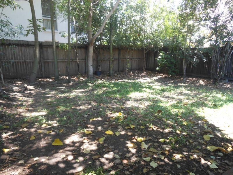 2/122 Wistaria Street, Holloways Beach QLD 4878