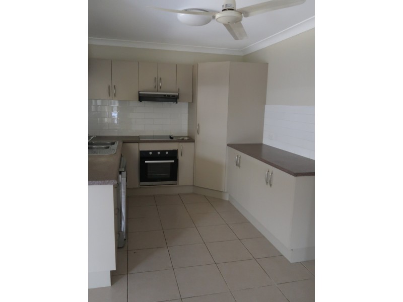 8 Benjamina St, Mount Sheridan QLD 4868