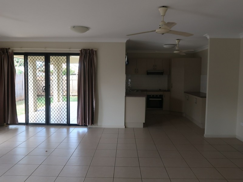 8 Benjamina St, Mount Sheridan QLD 4868