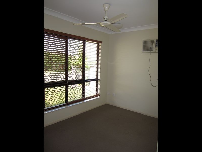 8 Benjamina St, Mount Sheridan QLD 4868