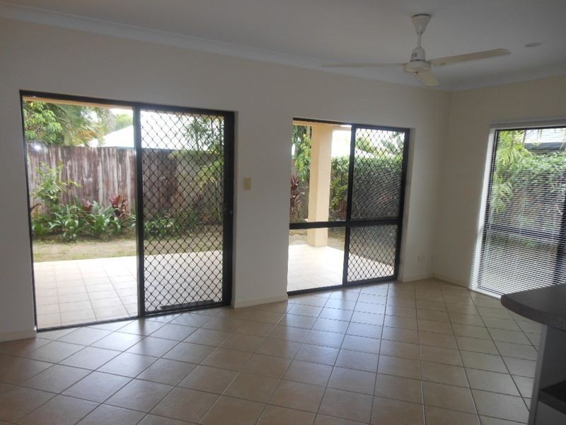 8 Alva Close, Kewarra Beach QLD 4879
