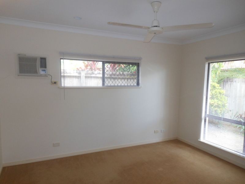 8 Alva Close, Kewarra Beach QLD 4879