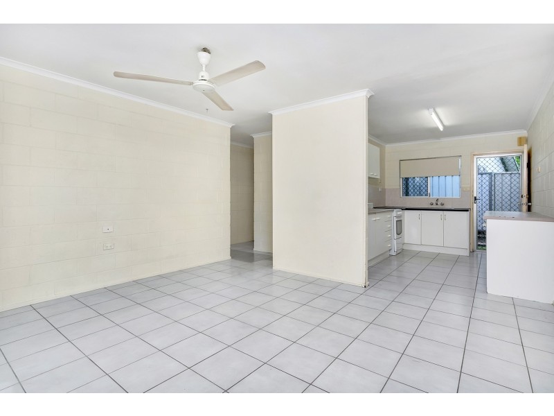 6/379 Mayers Street, Edge Hill QLD 4870
