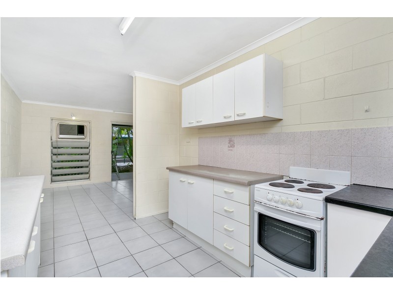 6/379 Mayers Street, Edge Hill QLD 4870