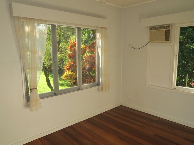 128 Upper Richardson Street, Whitfield QLD 4870